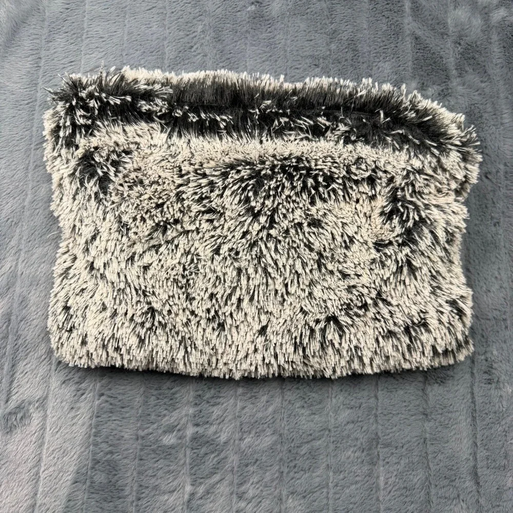 Altar'd State Faux Fur Infinity Scarf Black Cream Shaggy Plush 4044927-0917 OS